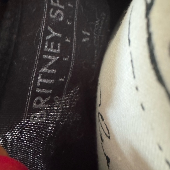 Britney Spears Limited Edition Charity Las Vegas T shirt - Picture 2 of 3